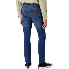 Nadrág Wrangler® Larston DBR Slim Fit For Real W18SCJ027 Nadrág Wrangler® Larston DBR Slim Fit For Real W18SCJ027