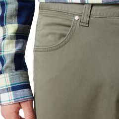 Nadrág Wrangler® Greensboro 803 Vékony Dusty Olive 112350877 Nadrág Wrangler® Greensboro 803 Vékony Dusty Olive 112350877