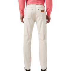 Nadrág Wrangler® Larston 812 Vékony Be LightTwill Stretch Stone 112350797 Nadrág Wrangler® Larston 812 Vékony Be LightTwill Stretch Stone 112350797