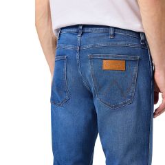 Nadrág Wrangler® Greensboro 803 MBR Straight Stretch Heartbreaker W15QYI23A Nadrág Wrangler® Greensboro 803 MBR Straight Stretch Heartbreaker W15QYI23A