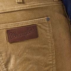 Nadrág Wrangler® Greensboro 803 Cord Beige Tigers Eye 112357407 Nadrág Wrangler® Greensboro 803 Cord Beige Tigers Eye 112357407