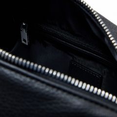 Női táska Desigual. 25WAXPA6 Közepes méretű, bőrhatású, betűmintás bowlingtáska