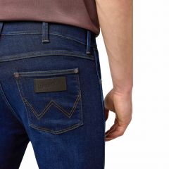 Nadrág Wrangler® Greensboro 803 High Stretch Rustic Navy 112370720 Nadrág Wrangler® Greensboro 803 High Stretch Rustic Navy 112370720