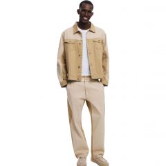 Dzseki Desigual. Kontrasztos bézs farmerdzseki 25WMEN01