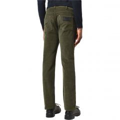 Nadrág Wrangler® Greensboro 803 Corduroy Stretch Straight