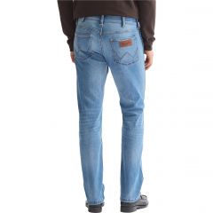 Nadrág Wrangler® Greensboro 803 LBR Texas Sky Free to Stretch Denim 112390483